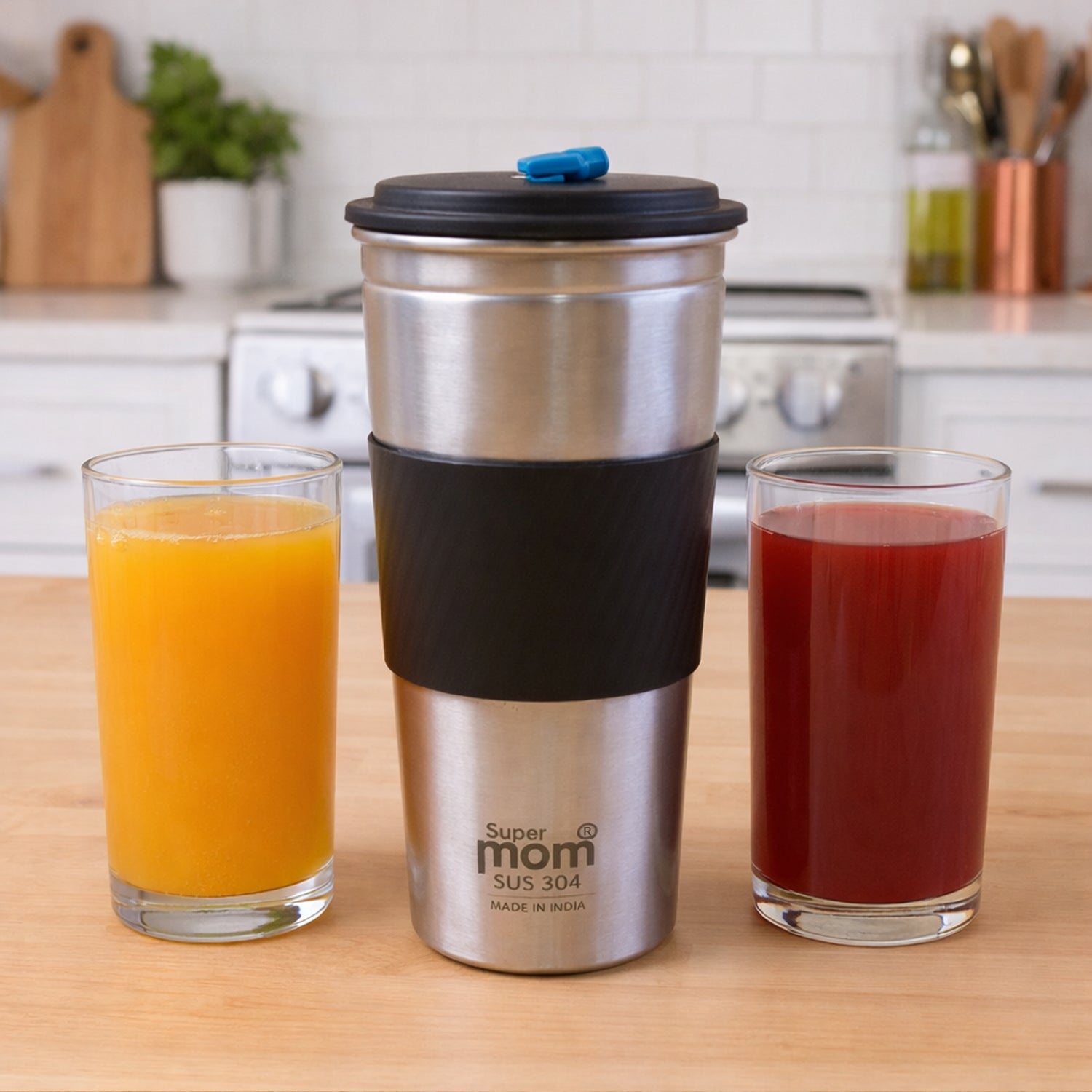 Leakproof travel drinkware