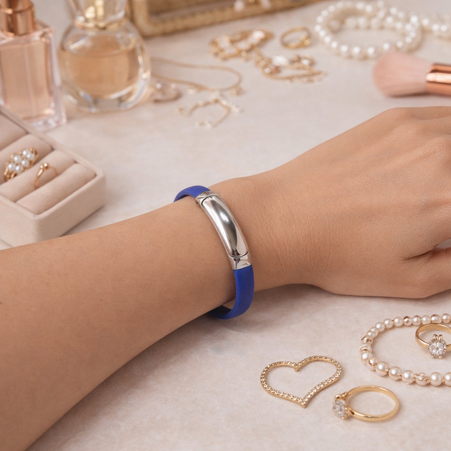 Lightweight designer bracelet,