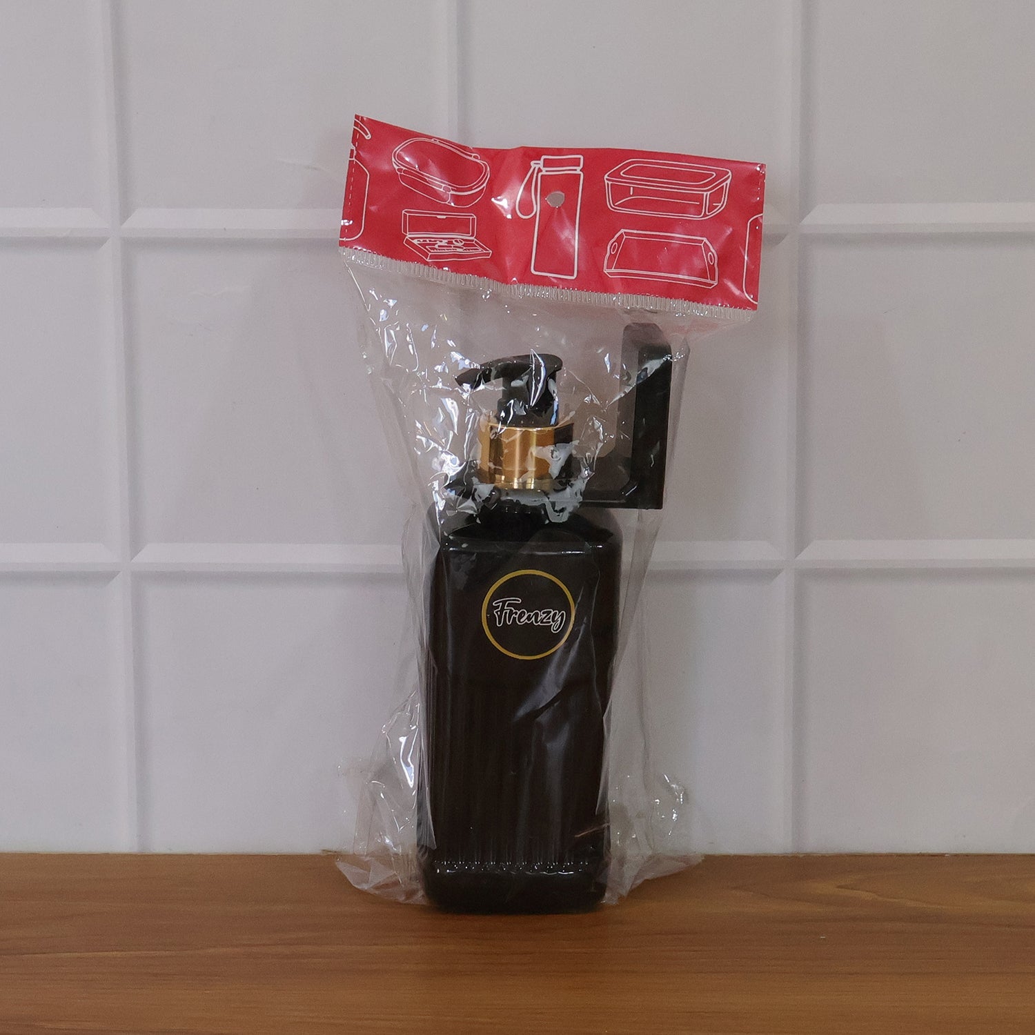 liquid soap dispenser bottle