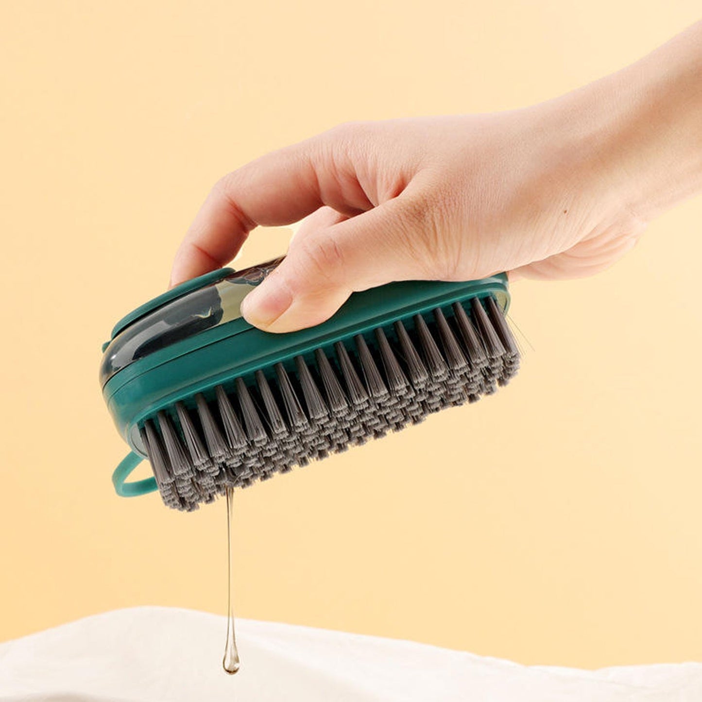Hydraulic Liquid Dispensing Cleaning Brush (1 Pc)