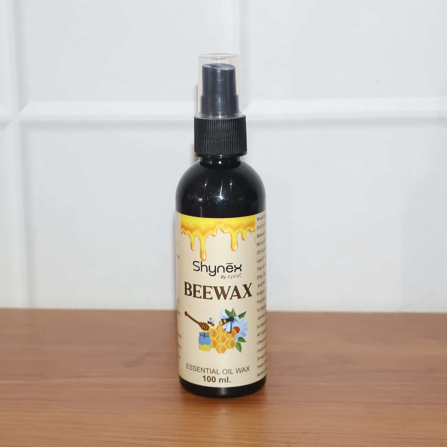 Furniture polish spray